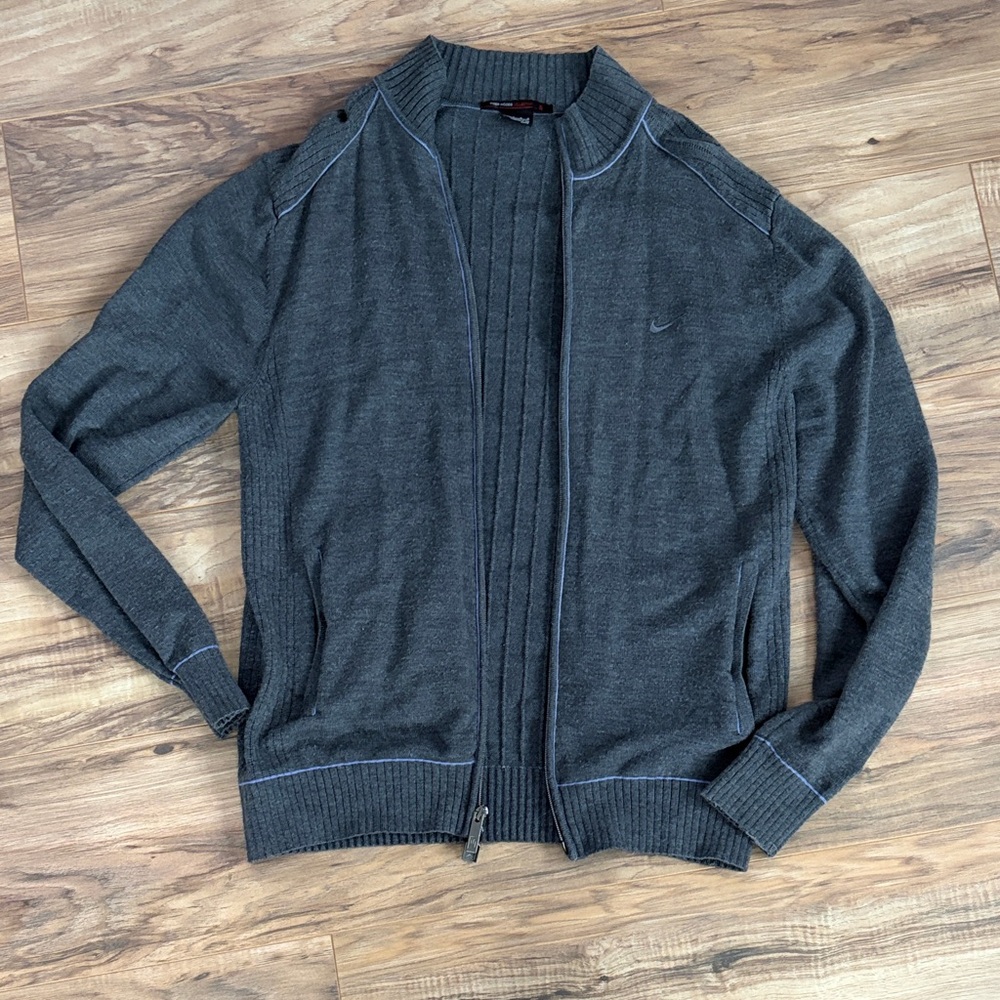 Men's Dark Gray Zip-Up Sweater